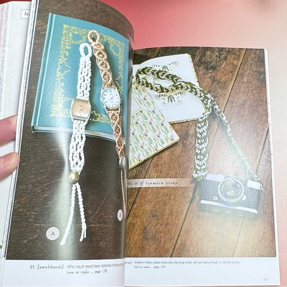 Macrame Pattern Book - Picture 8 of 10